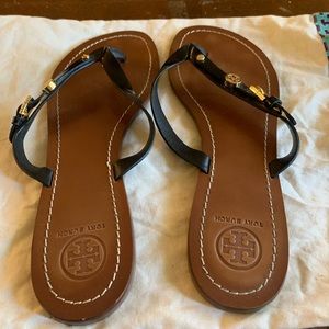 Tory Burch sandals - black patent - size 9